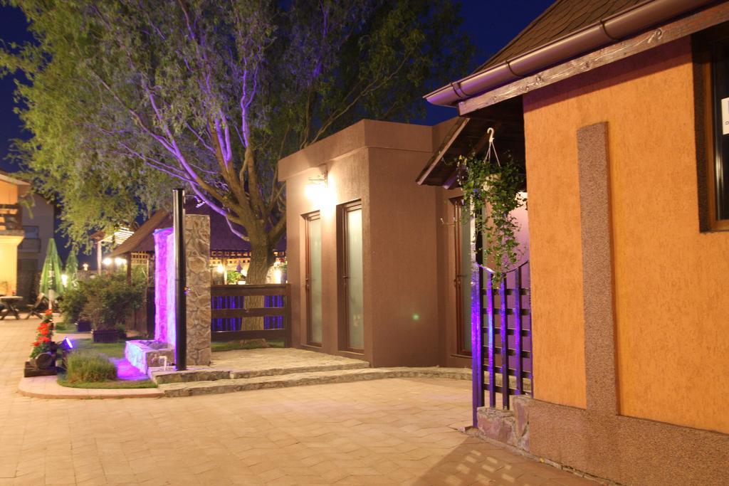 Circea Rixo'S Guesthouse מראה חיצוני תמונה