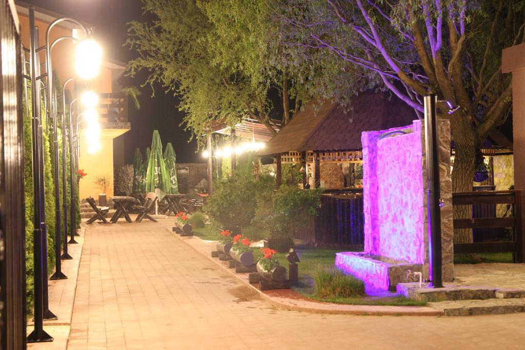 Circea Rixo'S Guesthouse מראה חיצוני תמונה
