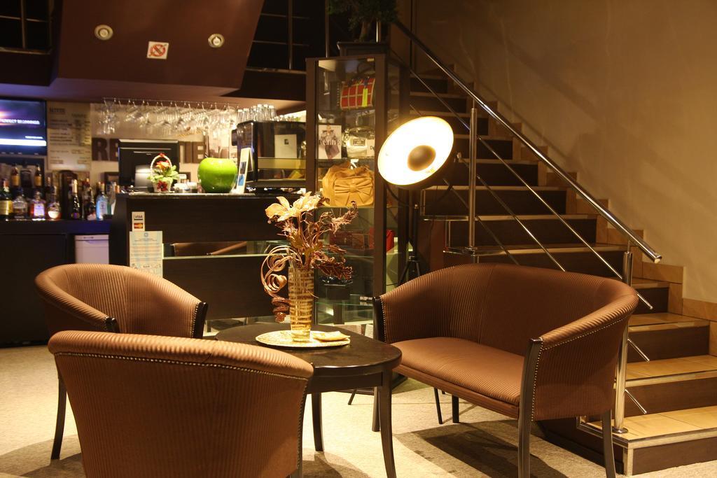 Circea Rixo'S Guesthouse מראה חיצוני תמונה