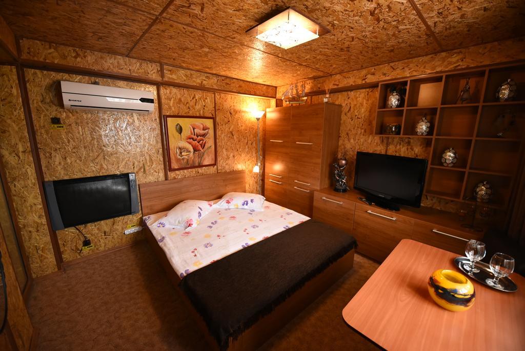Circea Rixo'S Guesthouse מראה חיצוני תמונה